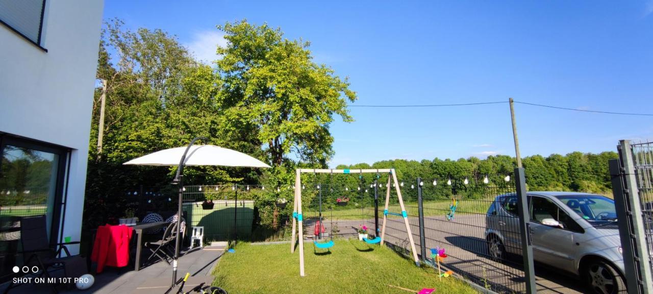 Neue Doppelhaushaelfte Mit Terrasse, Balkon Und Garten Apartment Remscheid Bagian luar foto