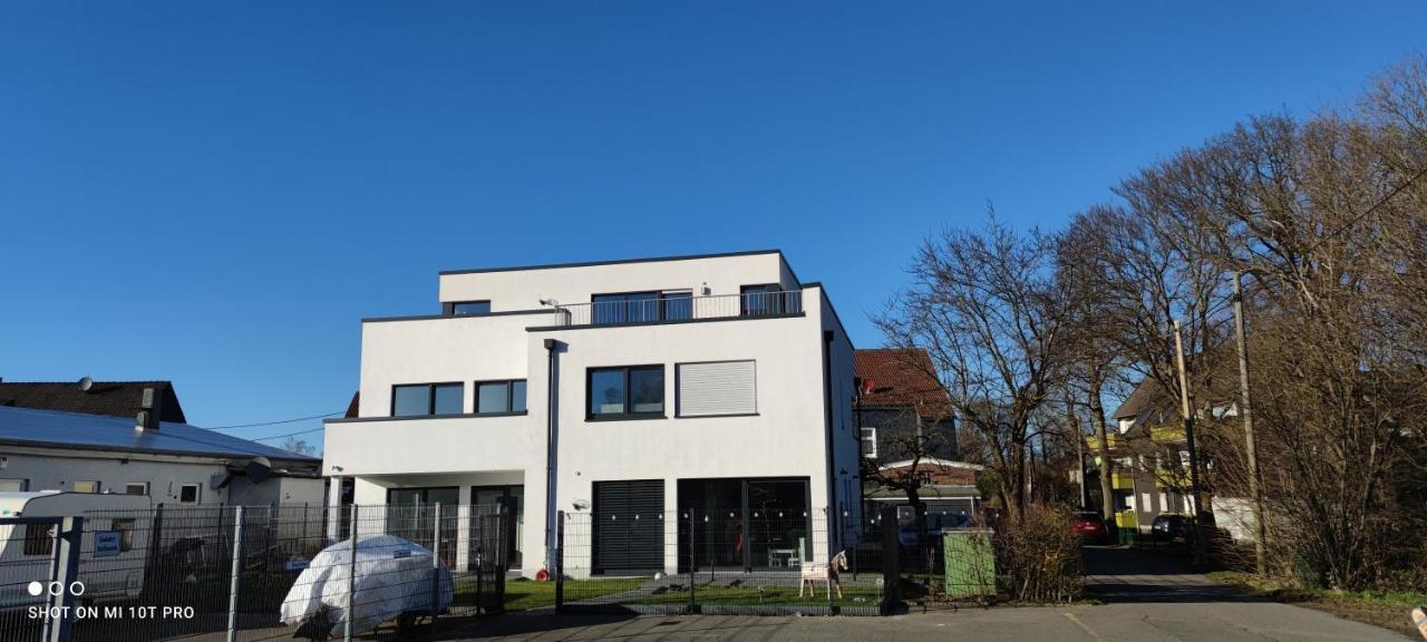 Neue Doppelhaushaelfte Mit Terrasse, Balkon Und Garten Remscheid Bagian luar foto